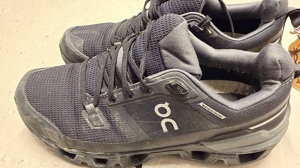 On Herrenschuhe: On Schuhe Gr 38 – Gebraucht aus Küsnacht ZH von Dne 1
