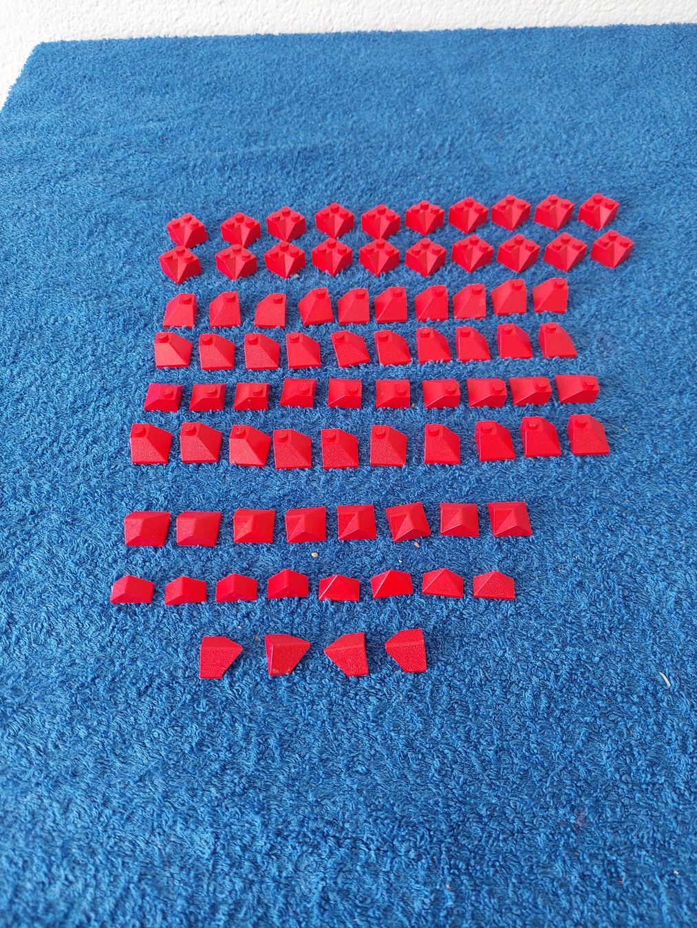 Lego Baukästen: Lego wichtige Dachbausteine – Gebraucht aus Altenrhein von schalumpfi