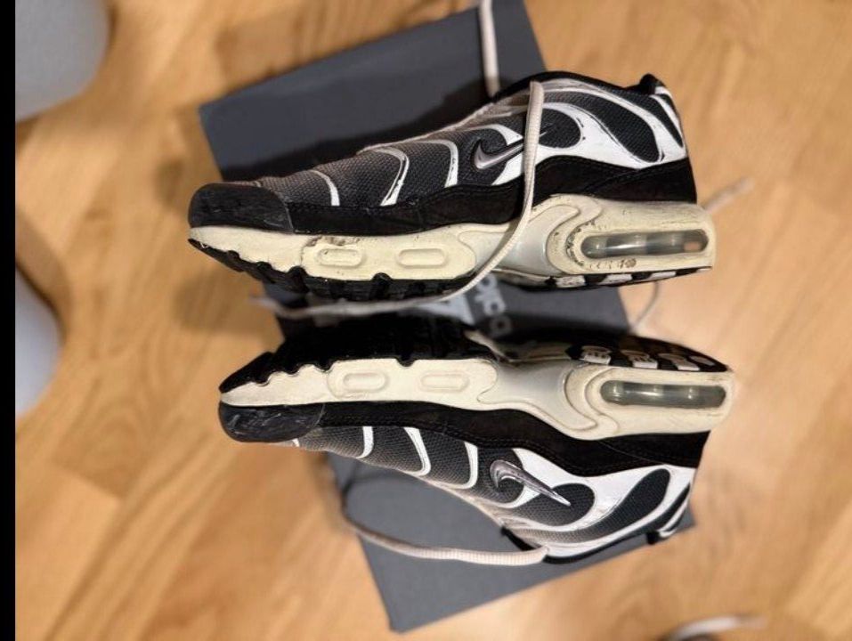 Nike Scarpe per ragazzi: Nike Air Max Plus Top Zustand, Grösse 35 – Usato da Servion venduto da josephine22 1
