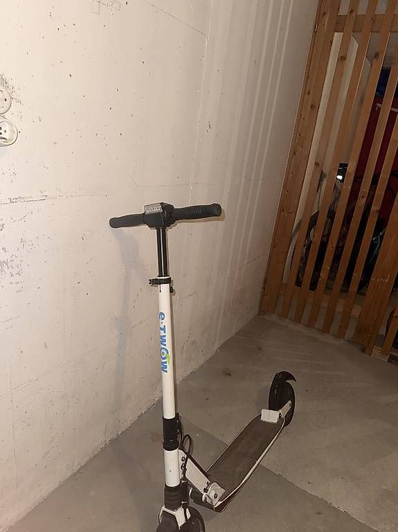 Veicoli elettrici: E-TWOW BOOSTER ES SWISS EDITION – Usato da Dietikon venduto da rks_r2m8