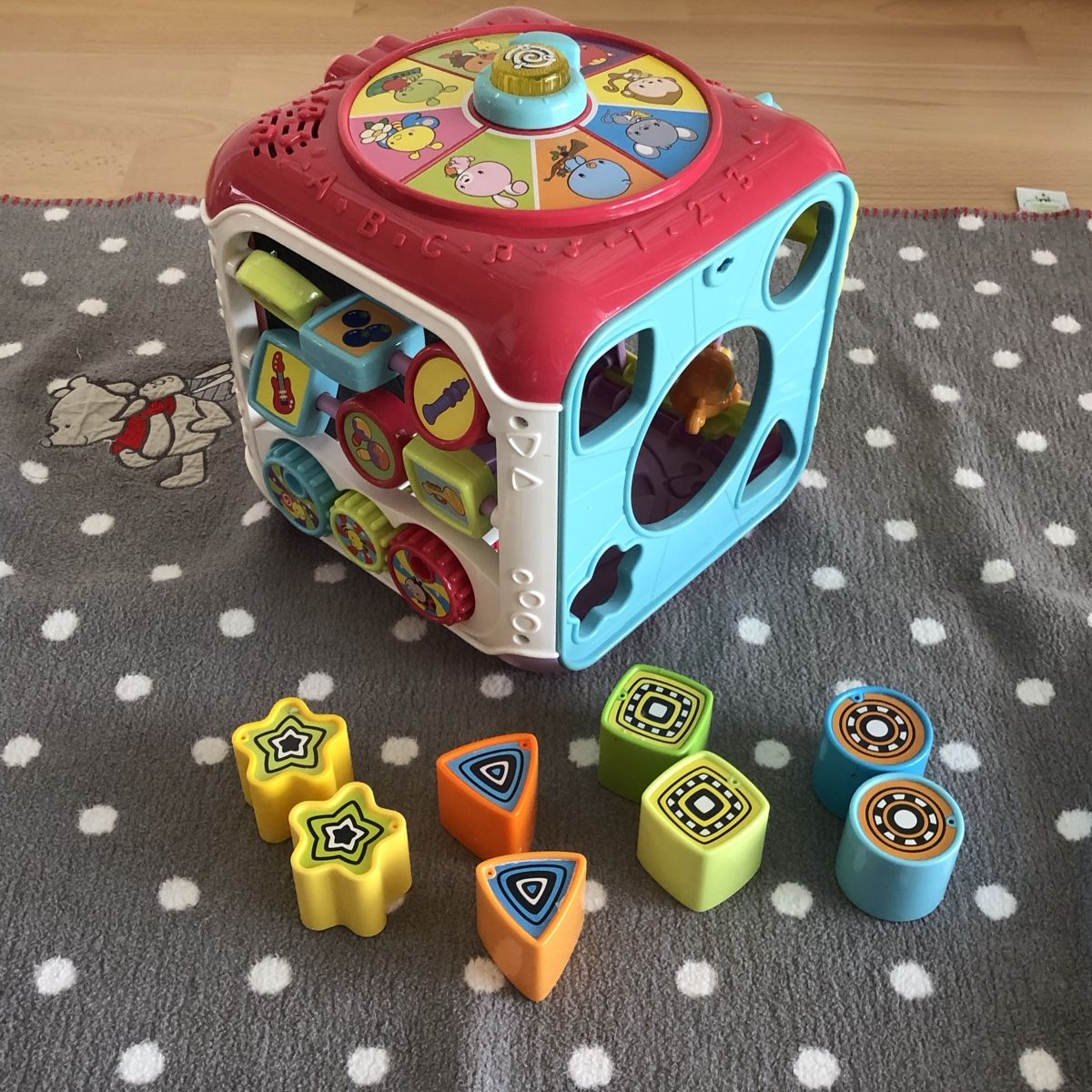 Spielzeuge: Vtech Entdeckerwuerfel – Gebraucht aus Dottikon von da_k8yy