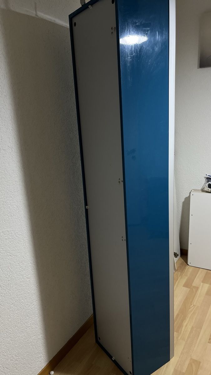 IKEA GODMORGON Hochschrank – Hochglanz Petrolblau | Neupreis (Usato) a Zug per CHF 45 – solo ritiro