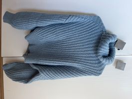 blauer cropped Wollpullover mit Rollkragen