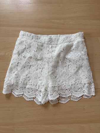 Short en dentelle blanc