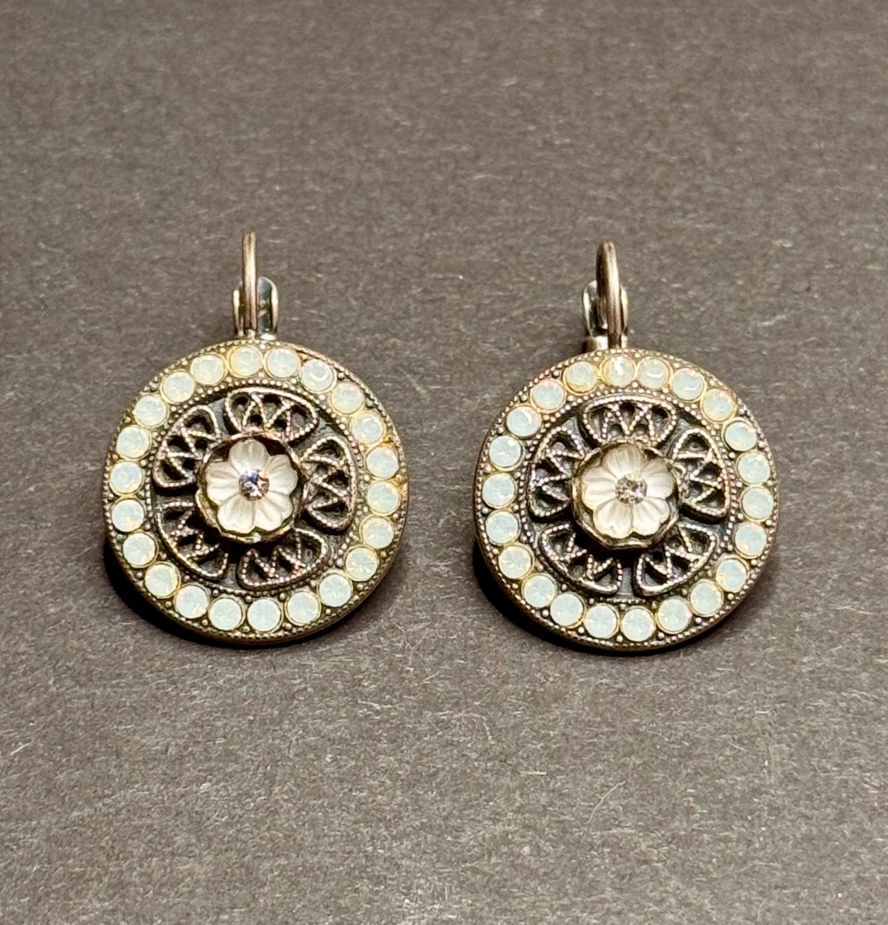 Ohrringe & -stecker: Wunderhübsche Ohrringe – Neu (gemäss Beschreibung) aus La Punt Chamues-ch von Mausibeinli