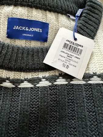 Herren Pulli ideal für diese Jahreszeit