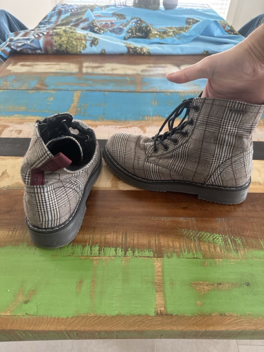 Bugatti Scarpe da donna: Bugatti Schuhe (neu, Gr. 38) – Nuovo (secondo la descrizione) da Nänikon venduto da Snorlaxtheplayer 2