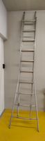 Aluminium Leiter, 10 Sprossen plus 9 im Auszug, ca 350 cm