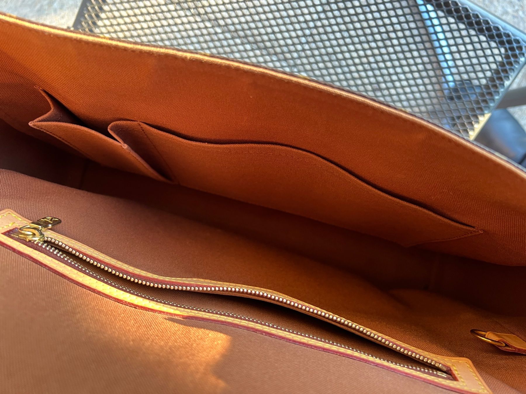 Louis Vuitton Taschen: Louis Vuitton Messenger Bag - Vintage – Gebraucht aus Derendingen von MDPshopandmore 9