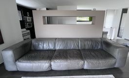 Leder Sofa grau 340 cm lang gebrauchter Zustand