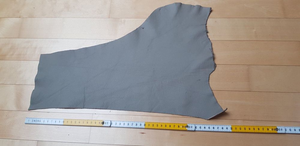 Naturgenarbtes Rindsleder – Grau, 1,1-1,3 Mm Dicke – Volle Seite Ca. 7,6 M² – Ideal Für Handtaschen, Schuhe, Kunsthandwerk