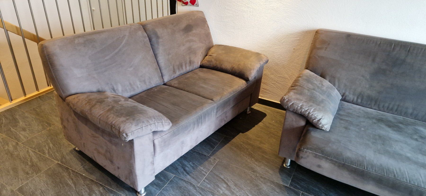 Divani: Sofa Set zwei- und dreisitzig grau gebraucht – Usato da Fenkrieden venduto da Wolf475 2