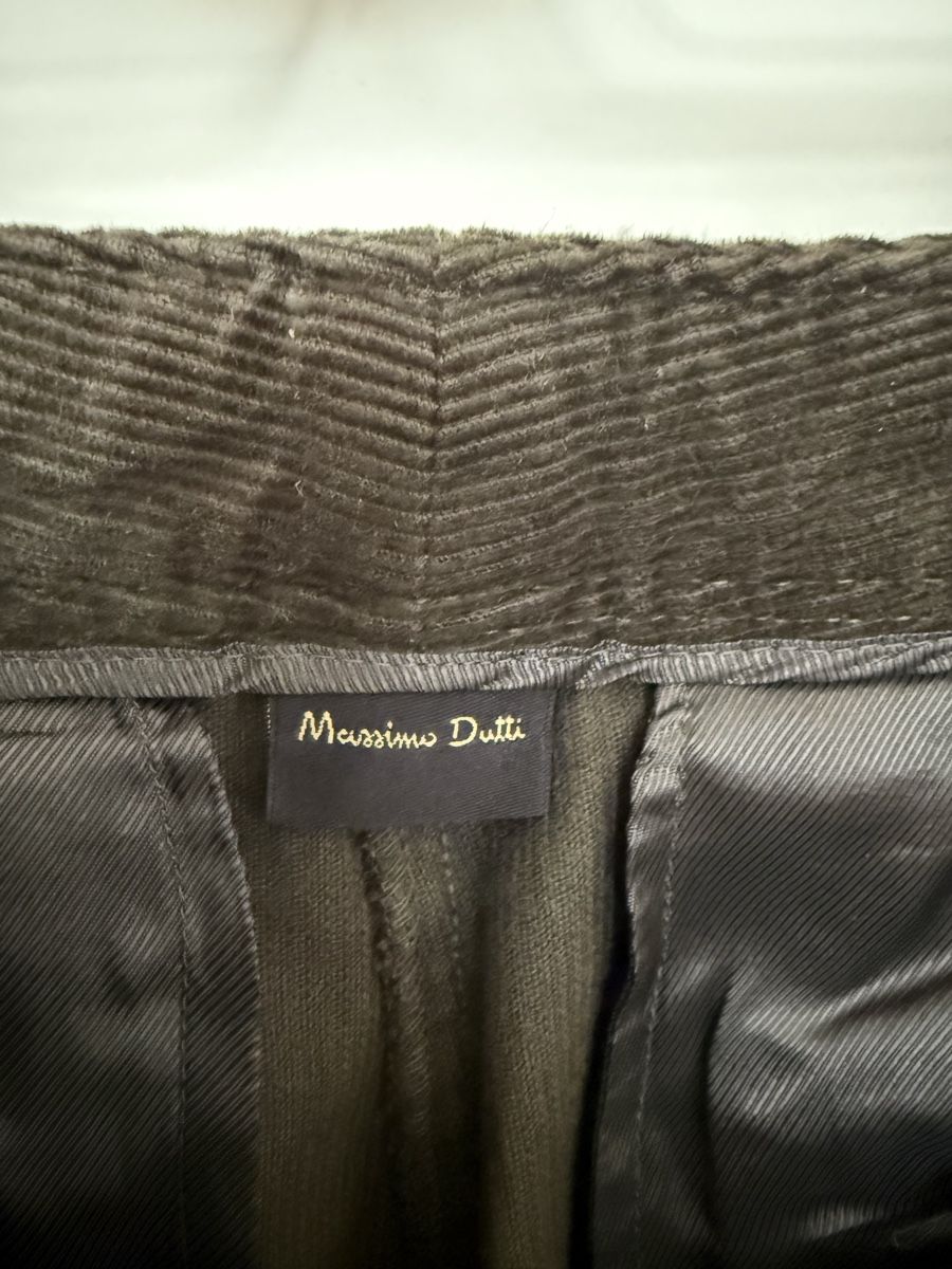 Massimo Dutti Pantaloni: Massimo Dutti Cordhose 38 – Nuovo (secondo la descrizione) da Walenstadt venduto da nad_dm9g 5