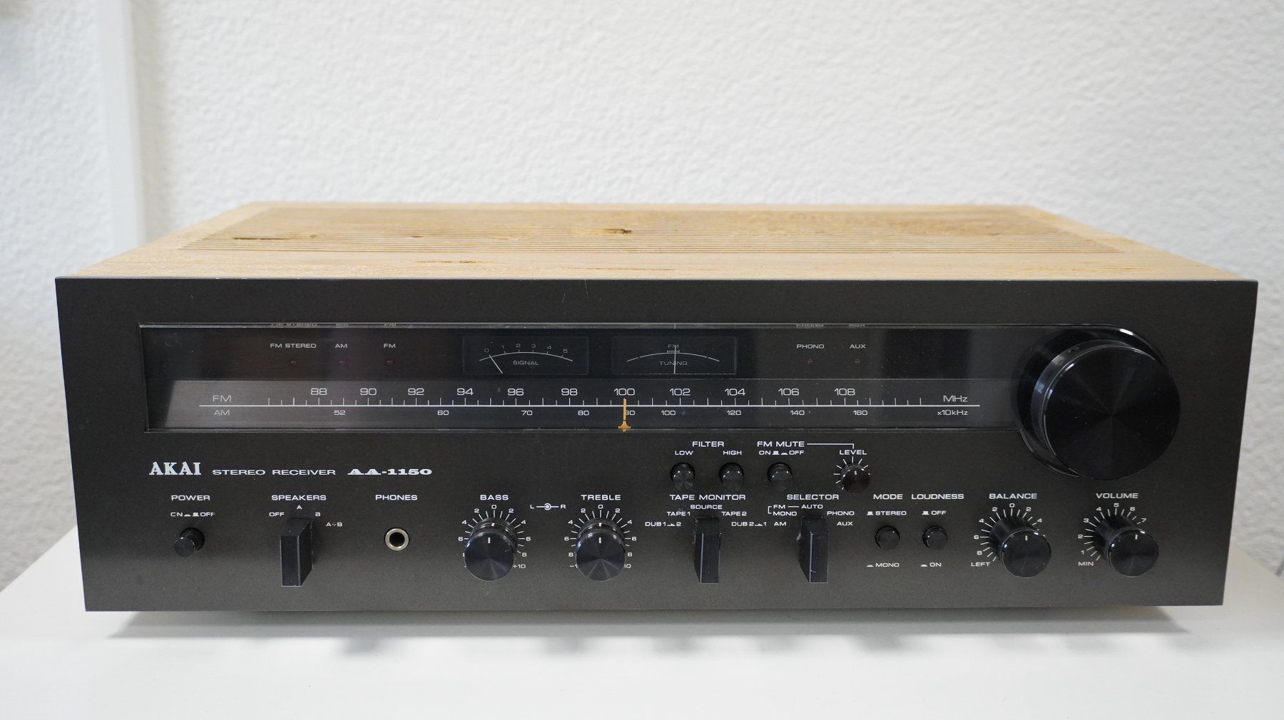 Akai Ricevitori: AKAI Stereo Receiver, Modell AA-1150 – Usato da Allschwil venduto da Hifi-Basel