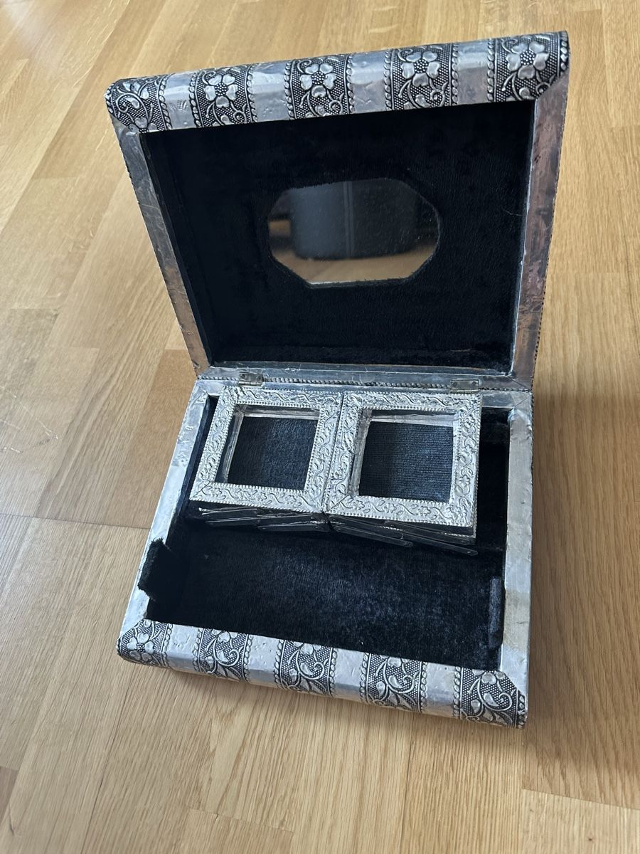 Barattoli: Schmuck Schatulle bittet viel Platz – Nuovo (secondo la descrizione) da Basel venduto da Ivana_4 2