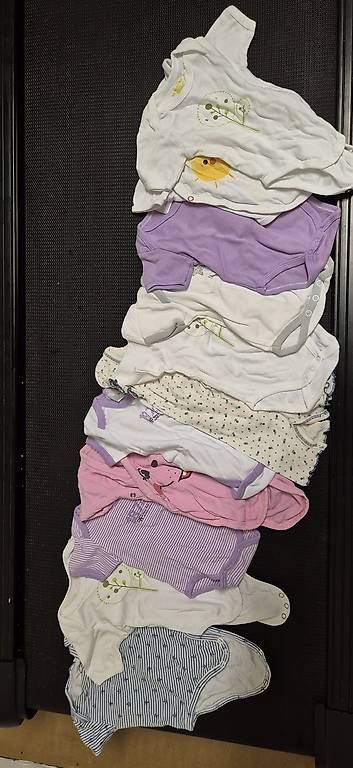 Lotti & Set di vestiti: Kleiderset Grösse 50/56 – Usato da Wilen (Sarnen) venduto da Esined28 2