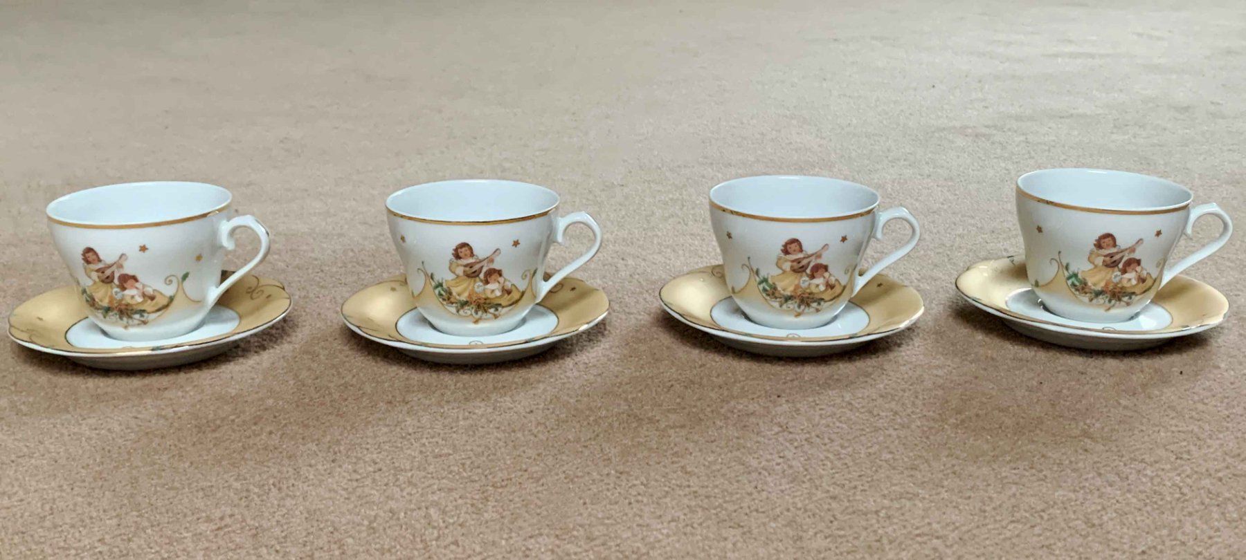 Set di piatti: Engel Kaffeeservice 4x Tasse + Unterteller GOEBEL – Nuovo (secondo la descrizione) da Oberweningen venduto da Overlord1962 3