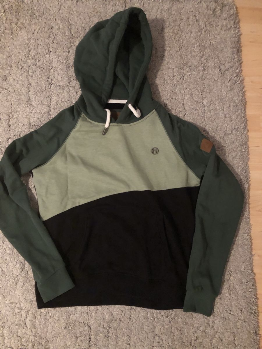Pulls & Sweat-shirts: Kazane Pullover Grün/schwarz Gr.L – Neuf (Voir description) à Winterthur par shira05