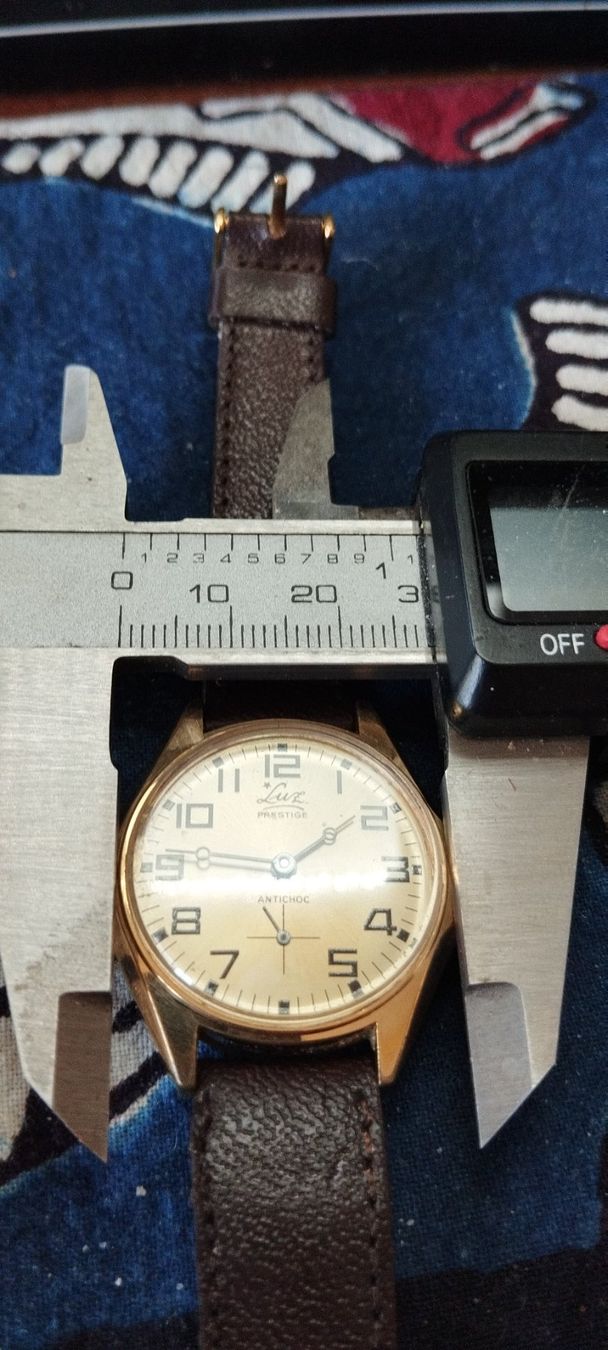 Orologi: Montre vintage luz – Usato da La Chaux-de-Fonds venduto da jac_9llg 8