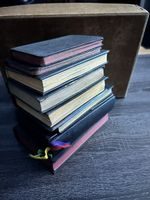 Biebel und Gesang- und Gebetbücher