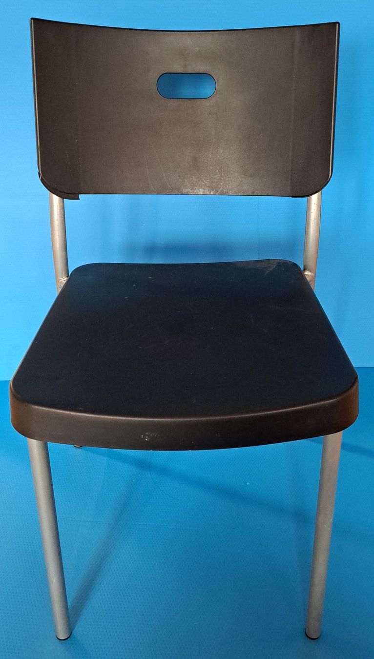 Ikea Sedie: Stühle -Ikea VIHALS – Usato da Tenniken venduto da mik_6mxg