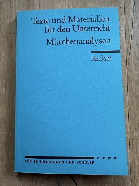 Libri: Märchen Analysen – Usato da Liebefeld venduto da Cherub3