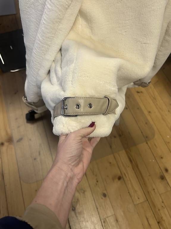 Vestes: Eco pelliccia Ralph Lauren – D'occasion à Bioggio par vir_5b6b 2