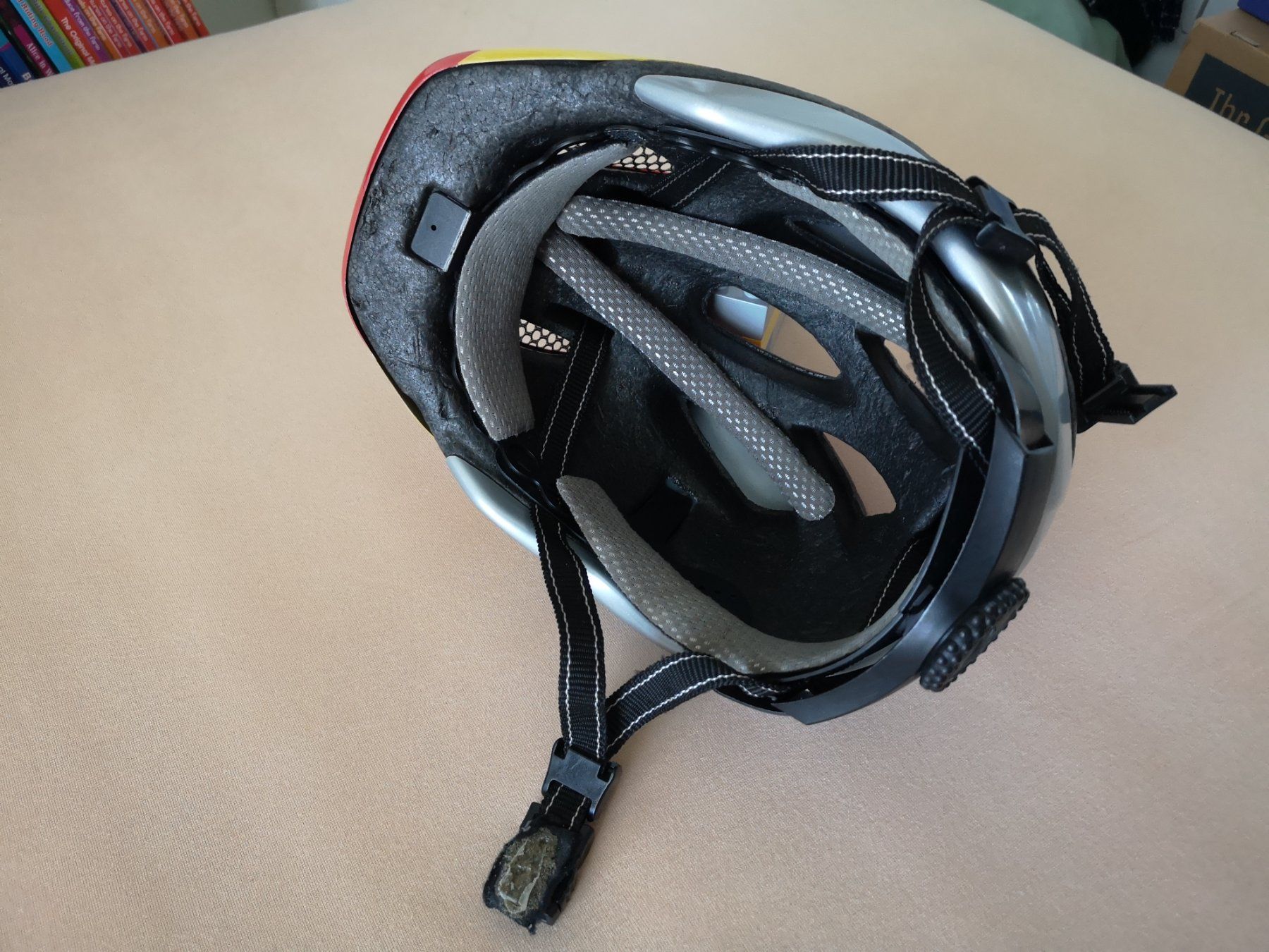 Caschi: Kinderhelm Puky – Usato da Amriswil venduto da Mat08 2