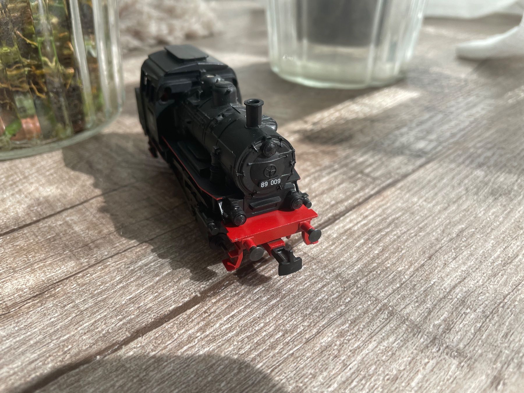 Märklin Modelleisenbahnen: Märklin 30000 Dampflokomotive BR 89 mit Decoder – Gebraucht aus Port von hgn1 1