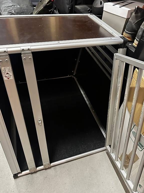 Gabbie, trasporto & Sicurezza: Hundebox – Usato da Oberwil BL venduto da pugli 3