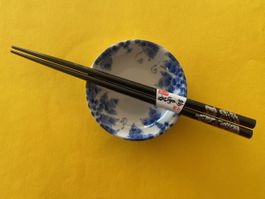Japan kleiner Teller (Mame-sara) mit Essstäbchen (Hashi)