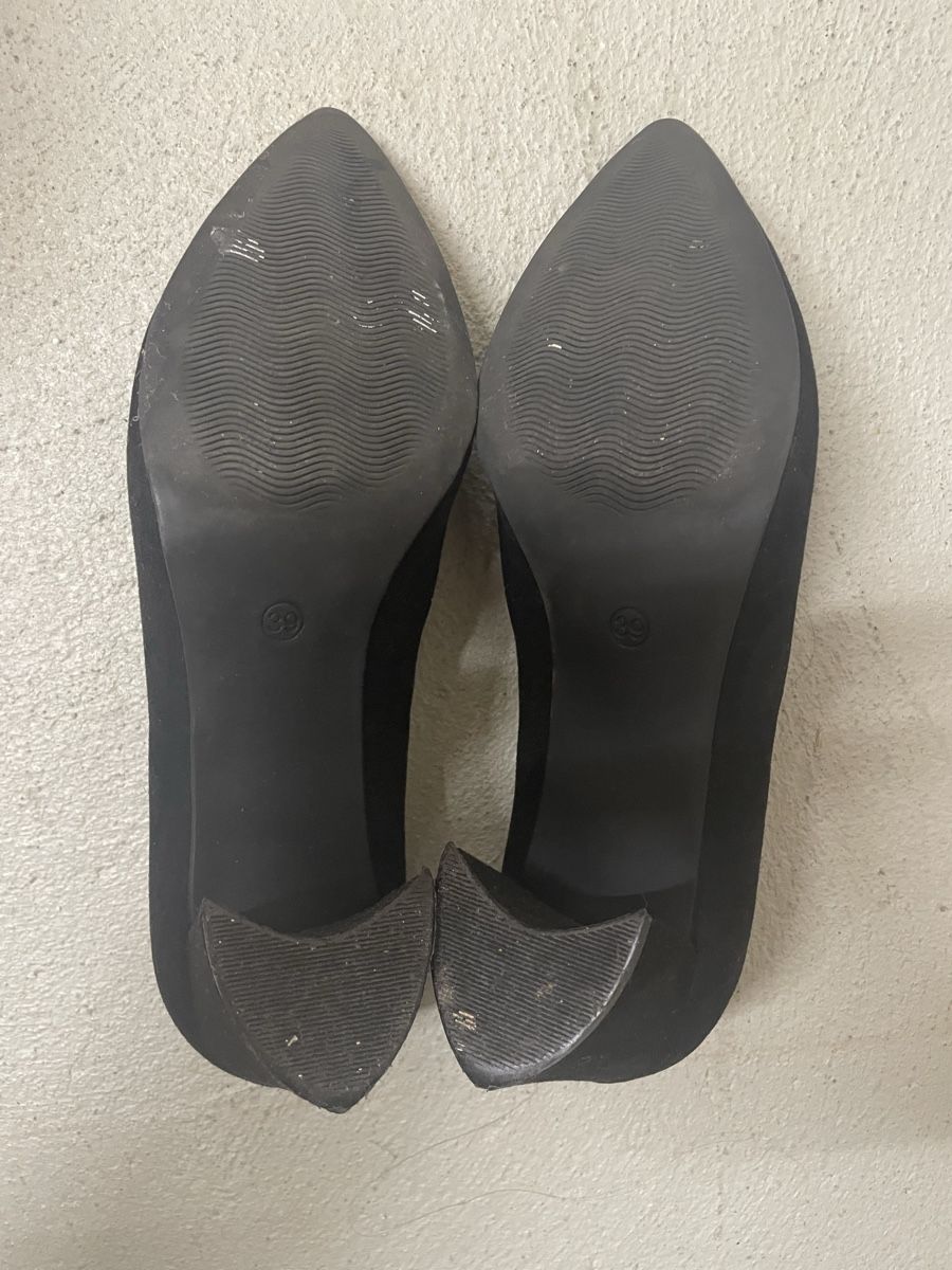 Scarpe da donna: Schuhe mit Absatz – Usato da Zürich venduto da mar_myz6 1