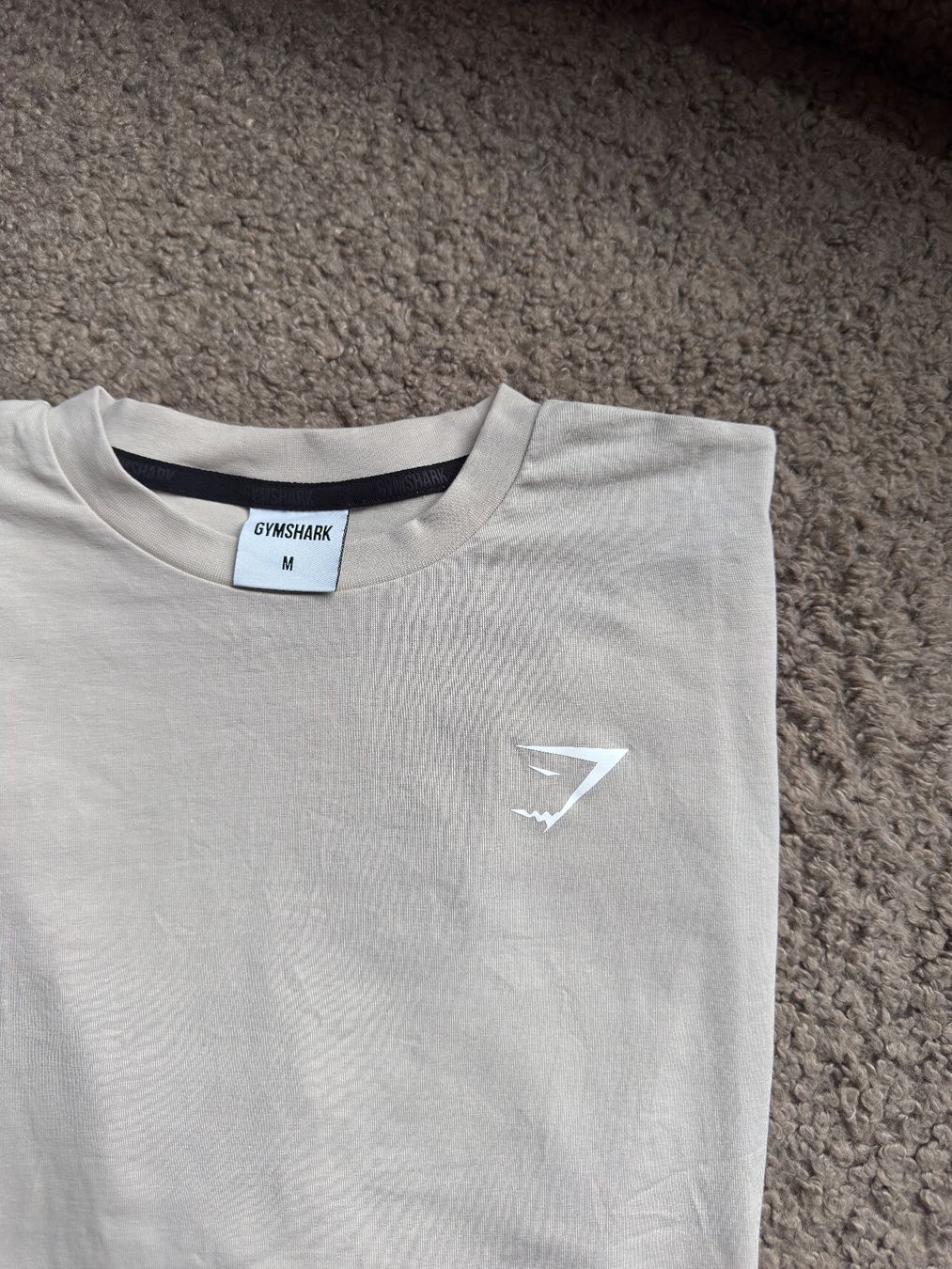 Gymshark T-shirt: Gymshark | T-Shirt – Nuovo (secondo la descrizione) da Horgen venduto da onur_5 1