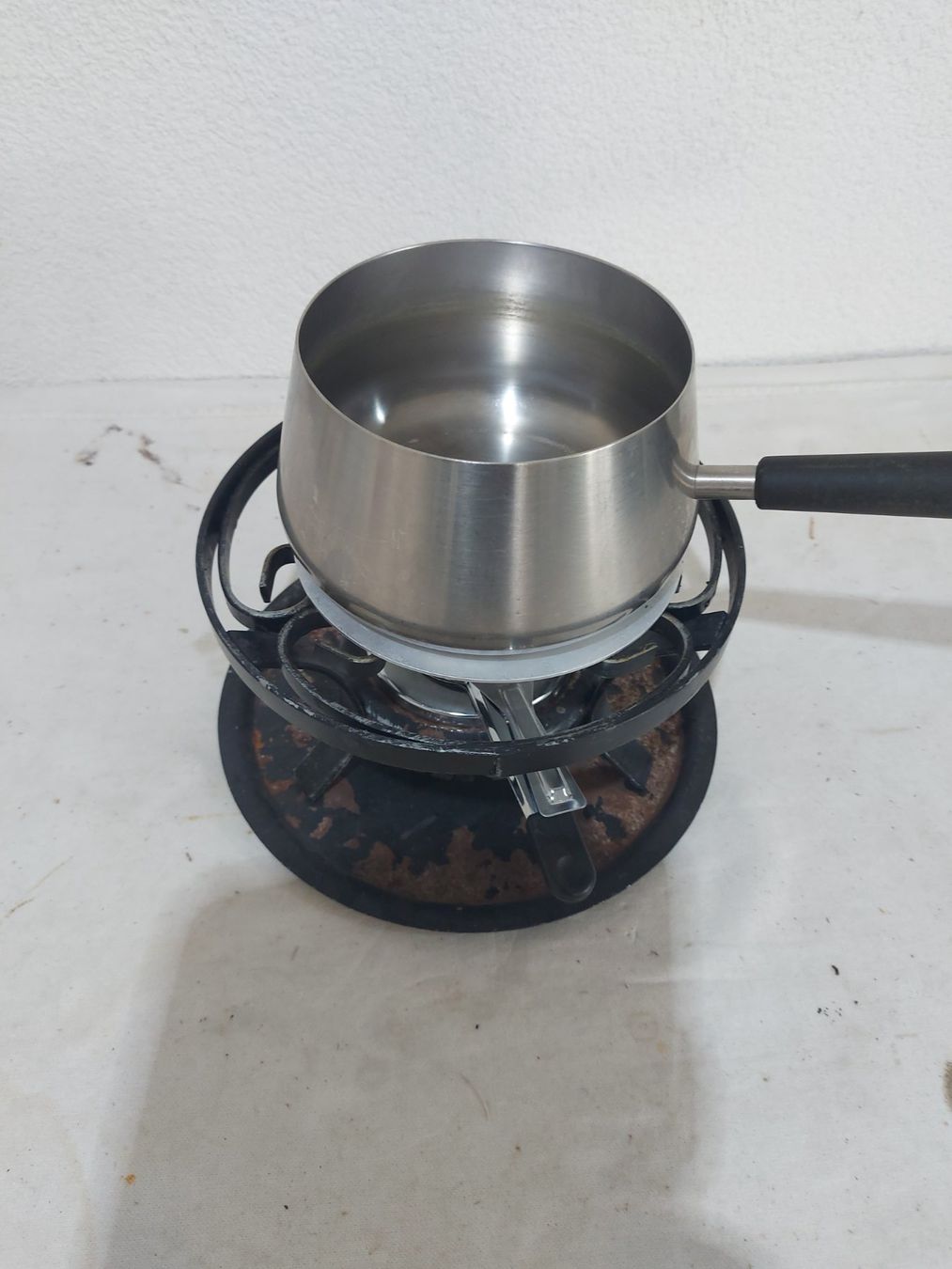 Küchengeräte: Fondue Sets mit Caquelon und Rechaud (9) – Gebraucht aus Rheinau von profitronic.shop 6