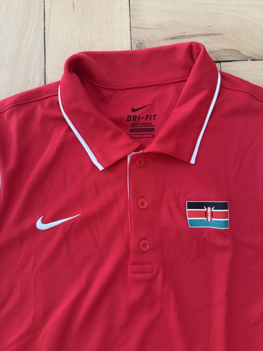 Nike Magliette Polo: Team Kenya Polo (S) – Usato da Bern venduto da Laufsport3000 1