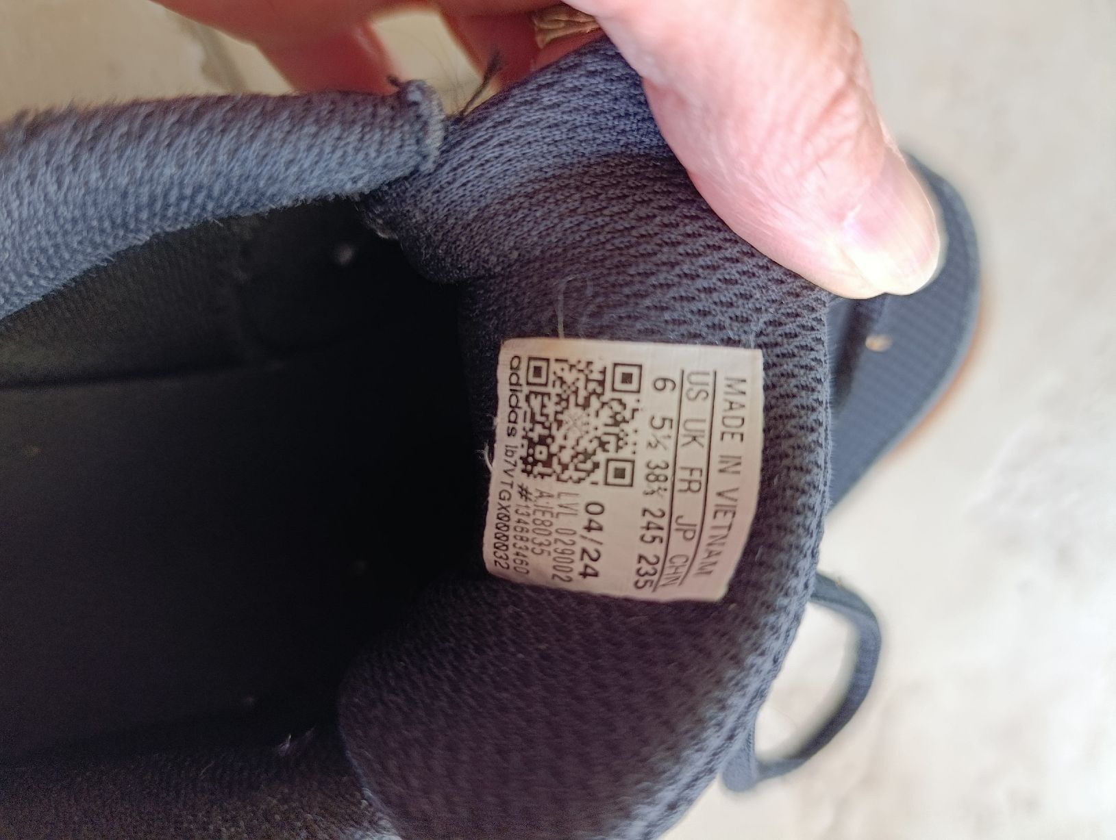 Adidas Herrenschuhe: BASKETS DE SPORT ADIDAS 38 2/3 – Gebraucht aus Sierre von shirley04 5