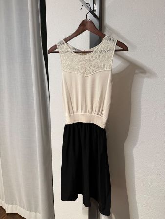 Kookai Kleid, schwarz/weiss, Grösse 0