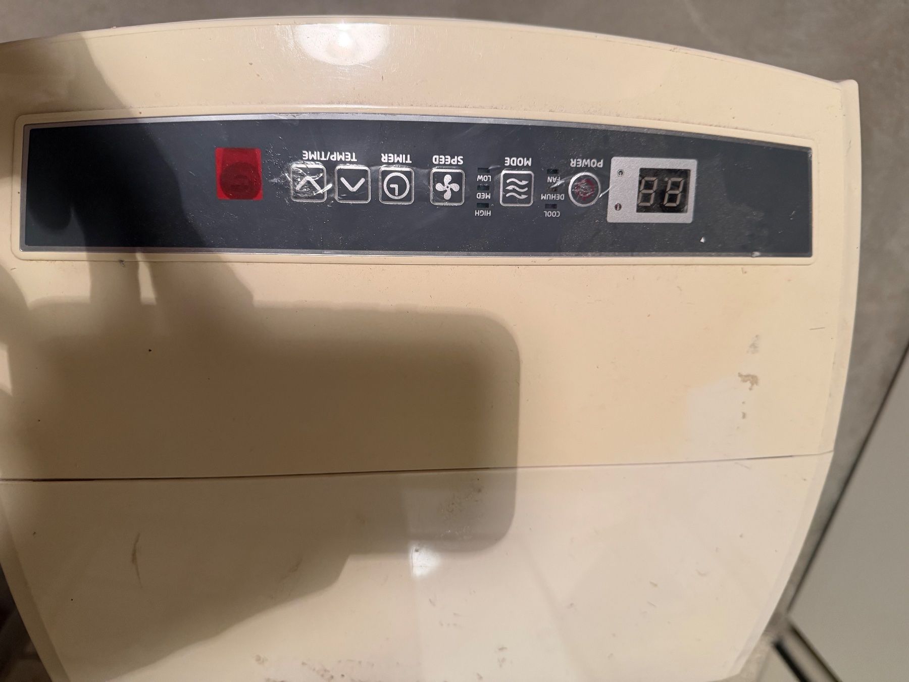 Condizionatori: Klimagerät mobil 2000 BTU – Usato da Root venduto da SWI6037 1