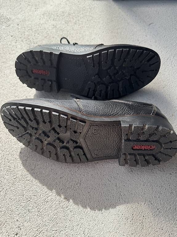 Rieker Scarpe da uomo: Halbschuhe Rieker Gr.42 (schwarz) – Usato da Brütten venduto da voene77 2
