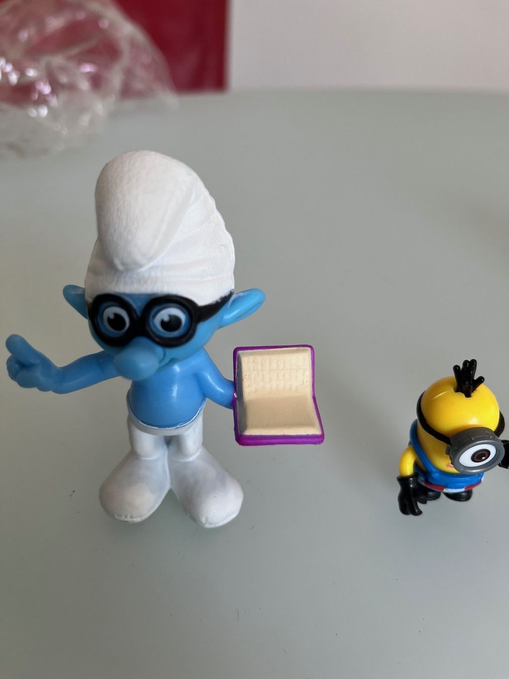 Statuette: Minions Figuren, Schlumpf, Asterix &  Figuren Set – Usato da Amriswil venduto da Ravinvida 2