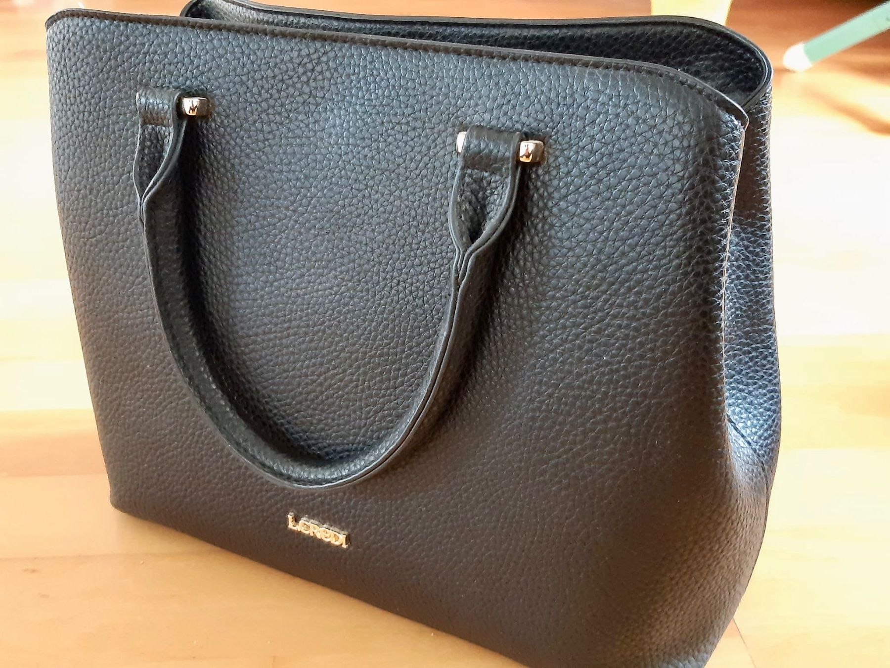 L.Credi Borse da donna: L.Credi Handtasche schwarz – Nuovo (secondo la descrizione) da Aarau venduto da Obdulia