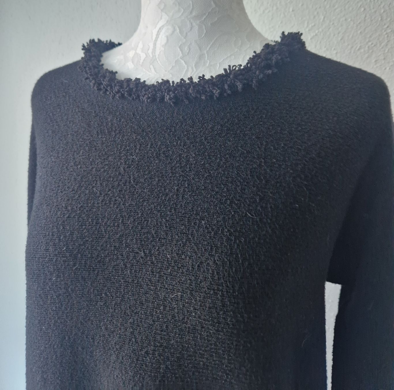 Pulls & Sweat-shirts: PULLOVER NOIR – Neuf avec emballage d'origine à Camorino par JPHANDMADE1 1