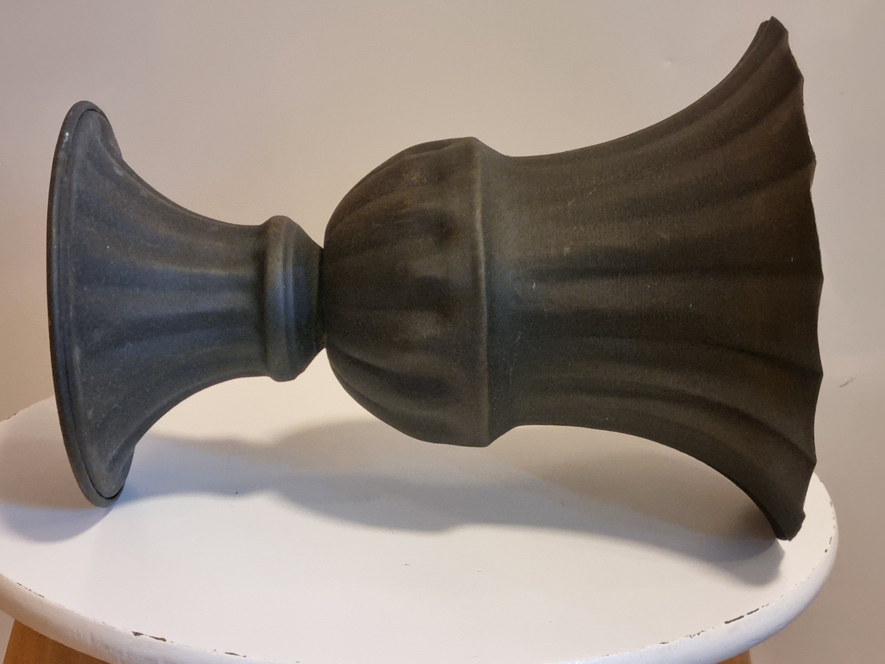 Vasi per fiori: Metall Urne Cachepot Antik Stil Shabby 22 cm – Usato da Scharnachtal venduto da devin03 3