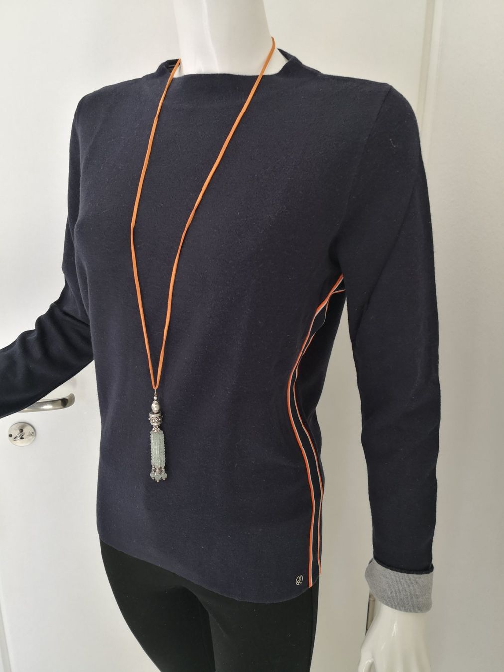 S.Oliver Maglioni & Felpe: 🤩S.OLIVER STRICK-PULLOVER DUNKELBLAU MIT ORANGE-STREIFFEN – Usato da Olten venduto da Naja-Twins-Twins