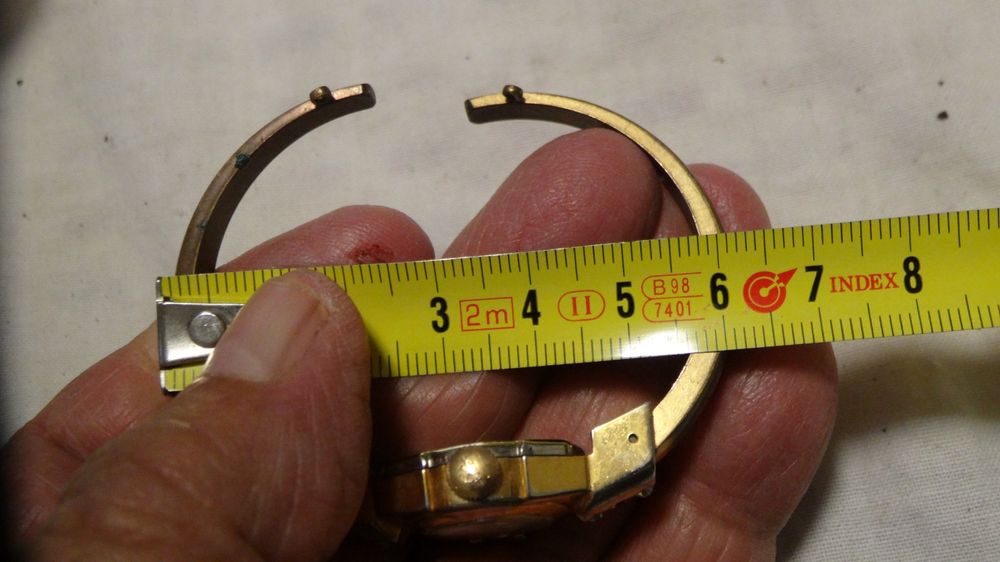 Montres: BULER SEHR  KLEINE UHR.HANDAUFZEUG .17J.4 STEIN.LÄÜFT. – D'occasion à zürich par ahmad01 6