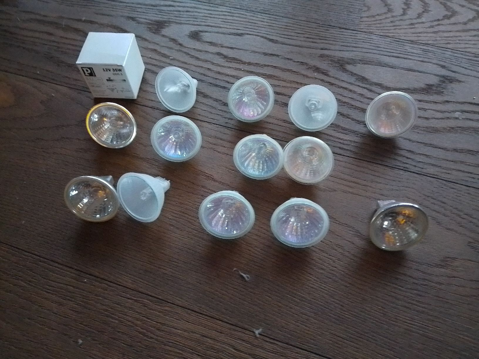 Lampade: Diverses Halogenlampen Material – Usato da Erlinsbach venduto da Yanny 8