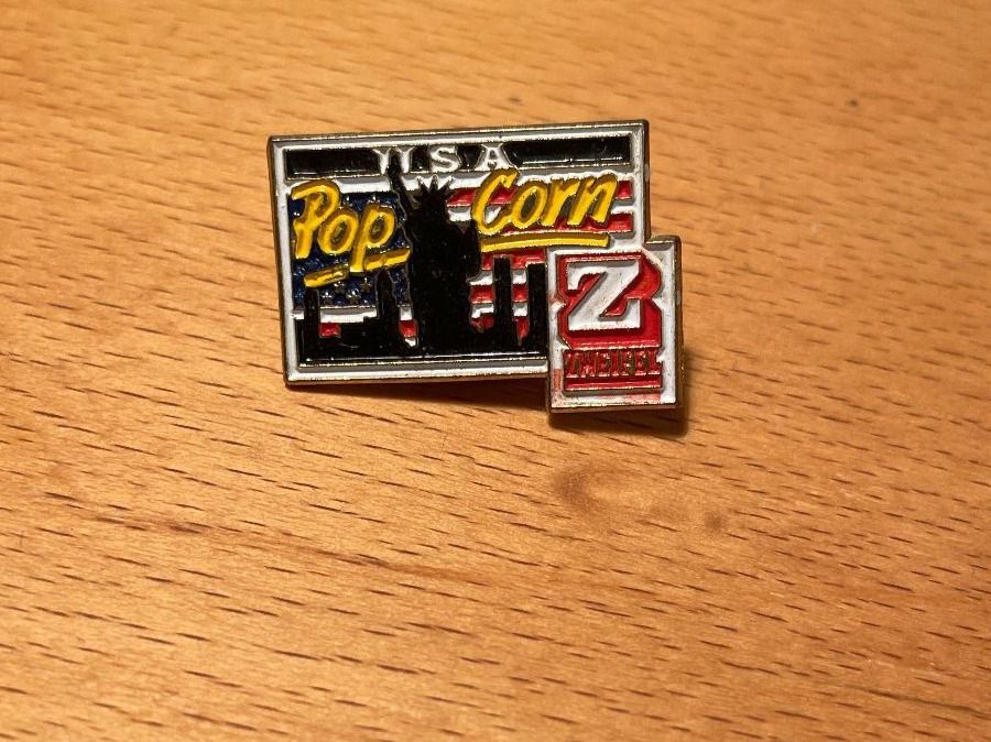 Placchette & Badge: Pin Zweifel Pop Corn – Usato da Erlinsbach venduto da Michel2006