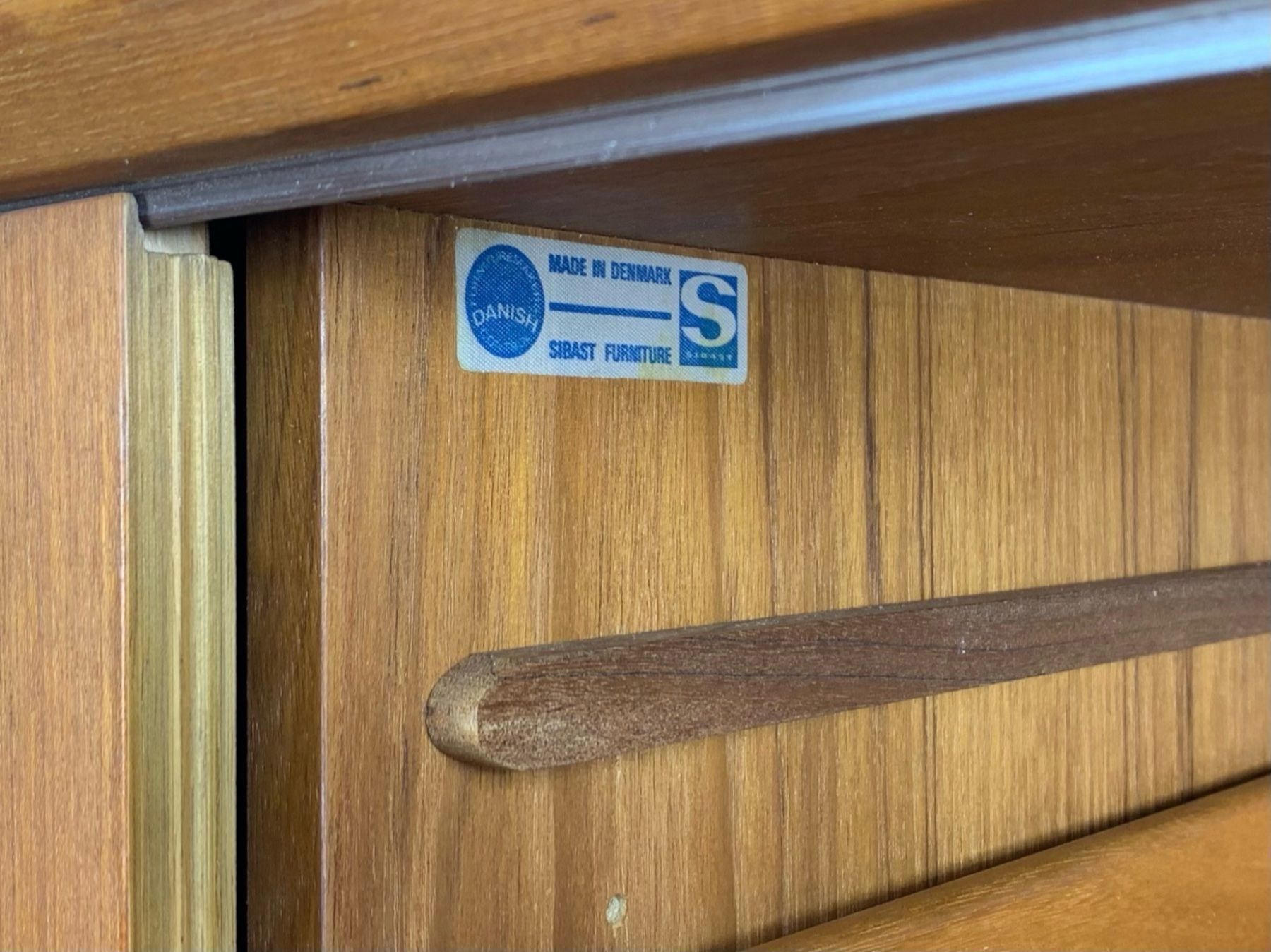 Cassettiere: MidCentury Teak Sideboard Arne Vodder – Usato da Basel venduto da MidMod20C 9