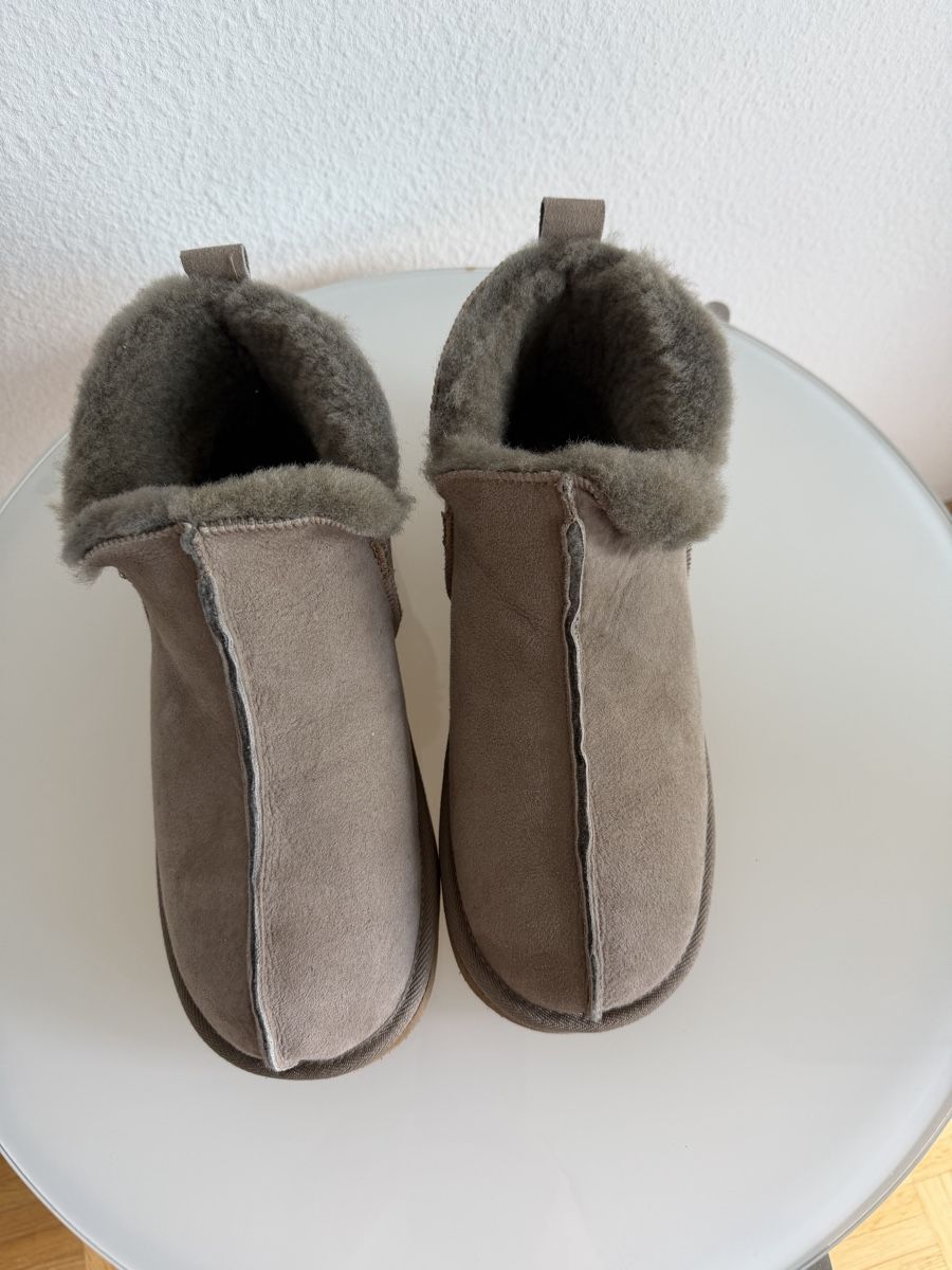 Ugg Herrenschuhe: Chaussons Shepherd, taille 43 – Neu (gemäss Beschreibung) aus Cressier FR von Serge30 4