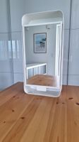 Weisser Spiegelschrank mit viel Stauraum, IKEA